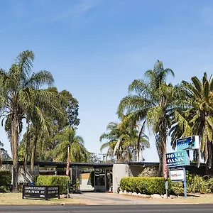 3* Motel Oasis